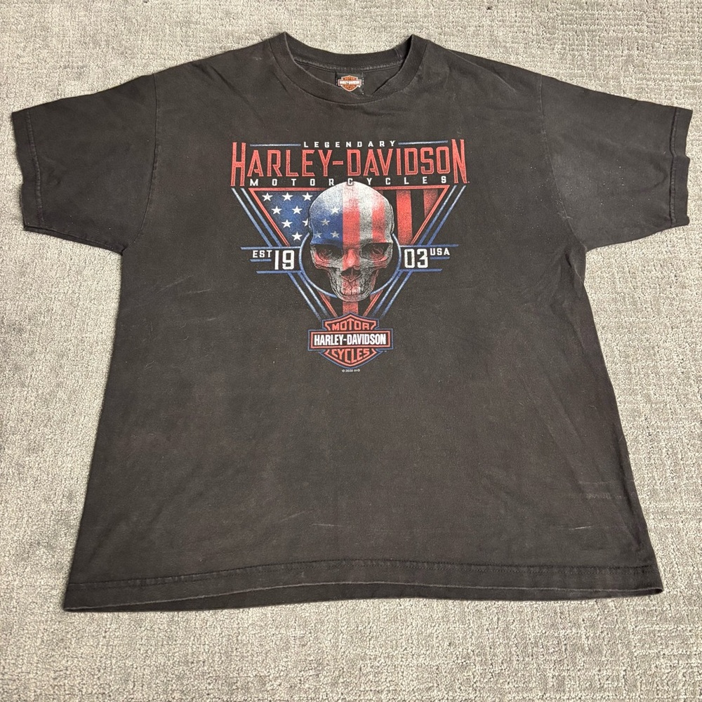Harley-Davidson Black Tee with Skull and Flag Design